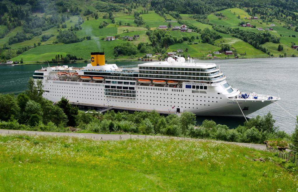 Descubra la belleza del Norte de Europa a bordo del recién revitalizado Costa NeoRomantica CRUCEROS COSTA CRUCEROS COSTA NEOROMANTICA CRUCEROS NEOCOLLECTION CRUCEROS COSTA CROCIERE CRUCEROS NORTE DE EUROPA