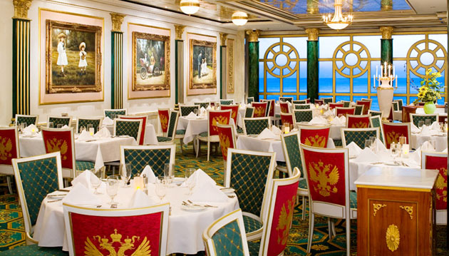 El elegante Restaurante Summer Palace inspirado en los Palacios de San Petersburgo