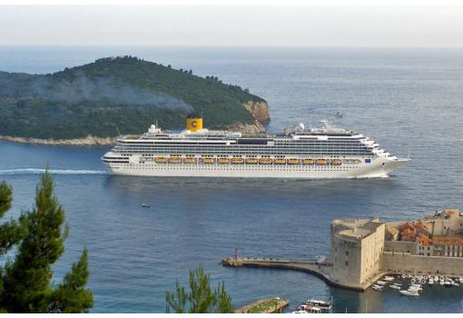 Pasando frente a la bellísima Dubrovnik