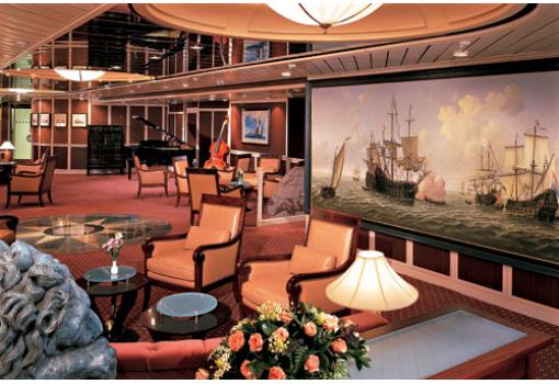 Uno de los elegantes Lounges a bordo del MS Prinsendam