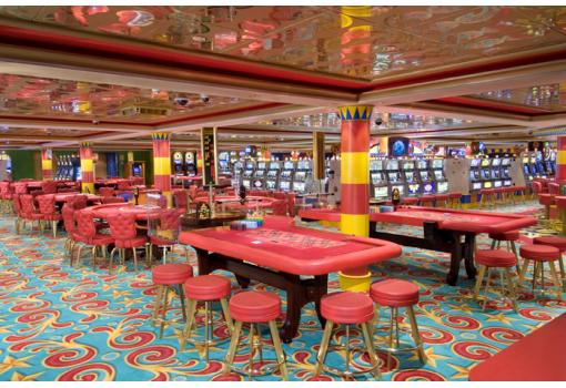 El excitante casino del barco donde probar suerte... 