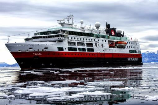 GRAN CRUCERO EXPLORACION AMERICANA - De Canada a la Antartida en 64 dias
