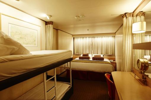 Interior Cosmos IB