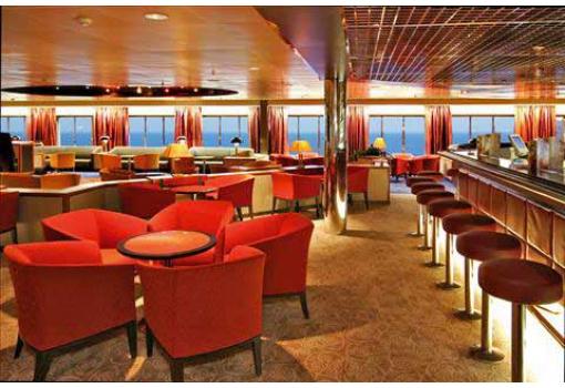 El "Ocean Bar" ofrece grandes vistas al mar y al horizonte