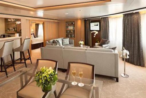Signature Suite con Balcón SS
