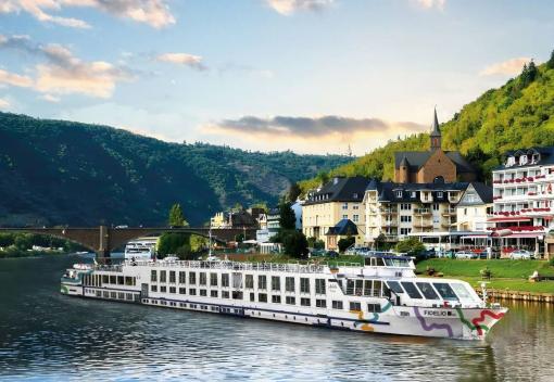 CRUCERO DANUBIO AL COMPLETO II (De Turnu Magurele a Viena)