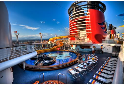 Piscina Mickey a bordo