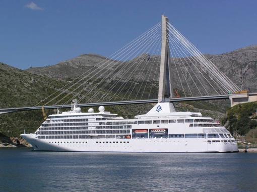 CRUCERO -De SOUTHAMPTON (Londres) -A REYKJAVIK (Islandia)