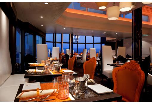 Restaurante Qsine, una moderna propuesta culinaria a bordo