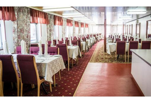 Otro de los Restaurantes a bordo del MS Crucelake
