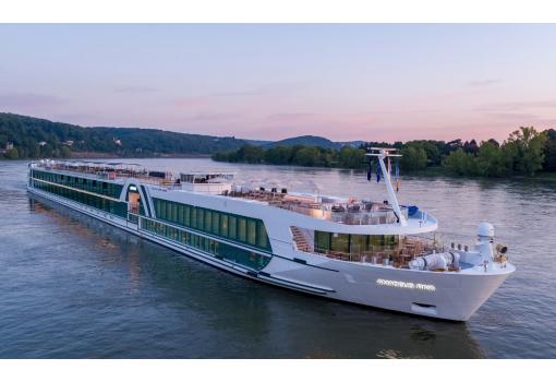 El elegante y recién inaugurado MS Amadeus Riva