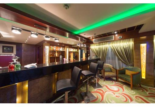 El bar del Salón del MS Esmeralda