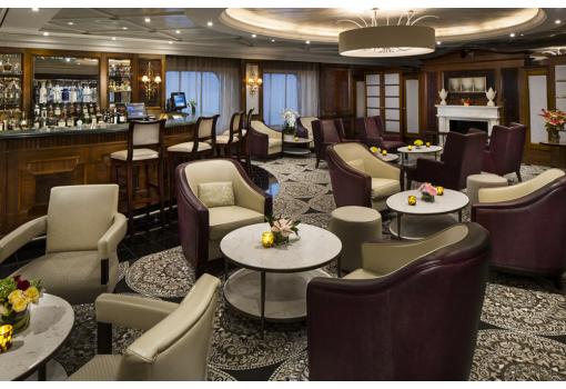 Discoveries Bar