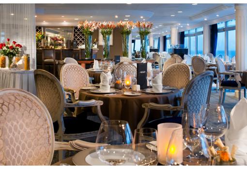 El Restaurante Aqualina