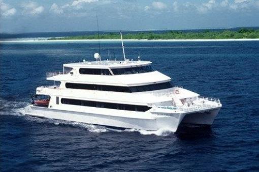 CRUCERO DE LUJO MARAVILLAS DE MALDIVAS EN CATAMARÁN DE LUJO