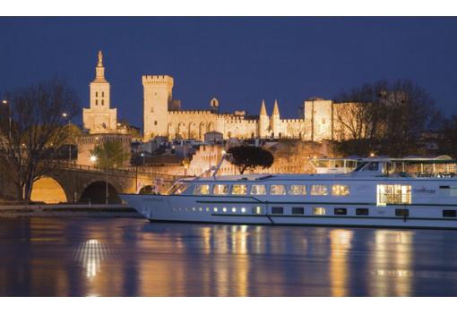 El MS Camargue en Avignon (Francia)
