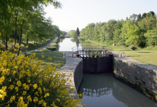 El Canal du Midi tiene esclusas de gran belleza