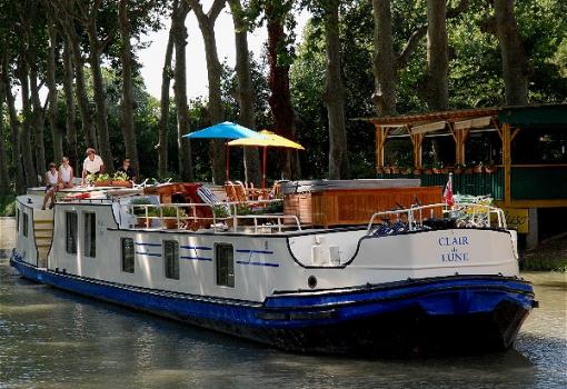fue construida para surcar las aguas del Canal du Midi