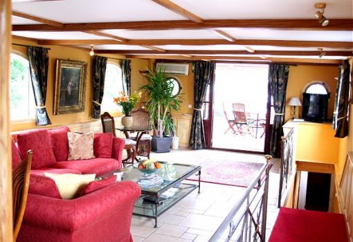 El interior de la nave es muy luminoso