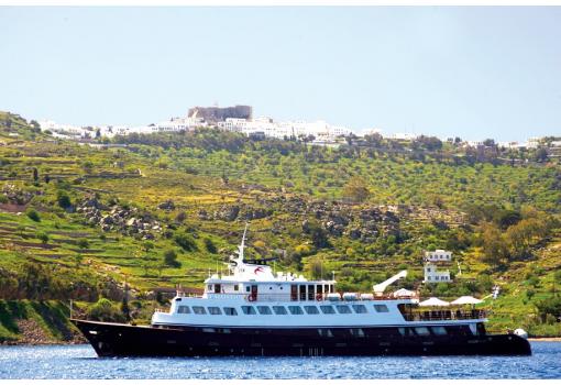 El MY Callisto en Patmos (Grecia)