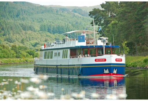 El Spirit of Scotland navegando por Escocia