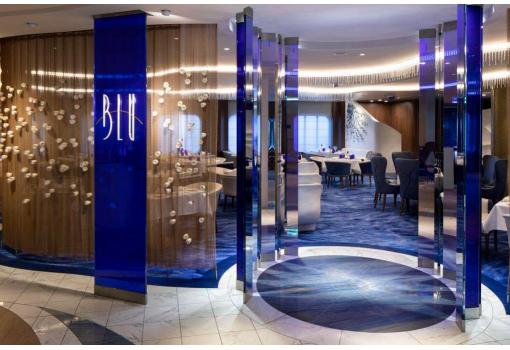 Entrada del Restaurante Blu, reservado a pasajeros AquaClass
