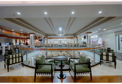 El Atrium tiene 3 cubiertas de altura