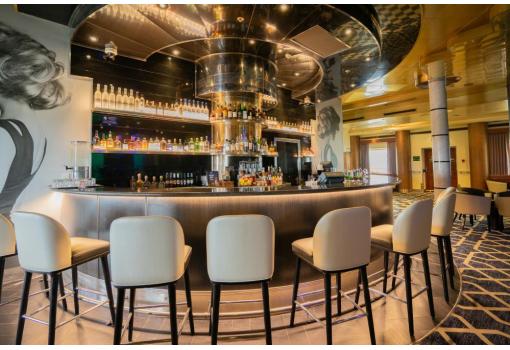 Raffles Bar